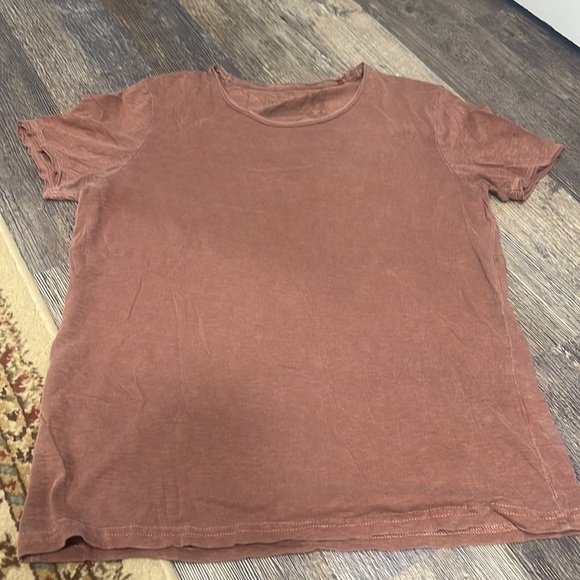 2 Mavi t shirts - Picture 2 of 9